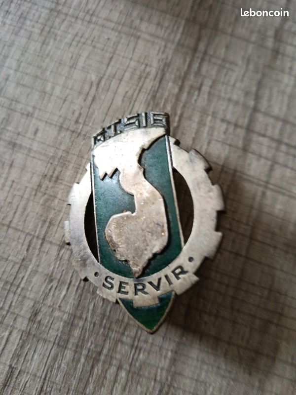 INSIGNE MILITAIRE, DIT Pucelle : EFAO CENTRAFRIQUE - sans marque - TBE EUR 12,00 - FR