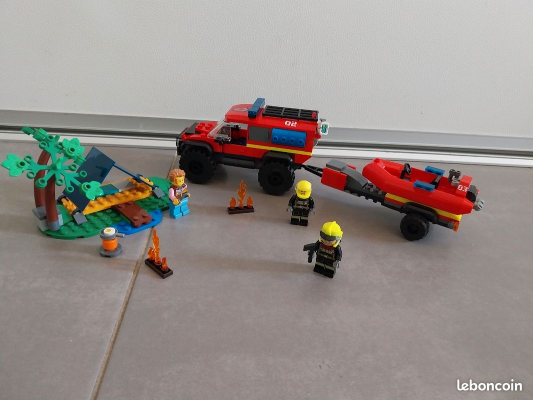 LEGO City 60412 (image 3)