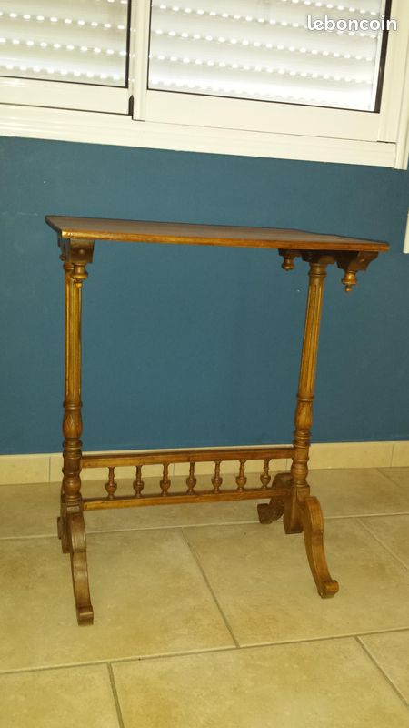 Table d'appoint (image 1)