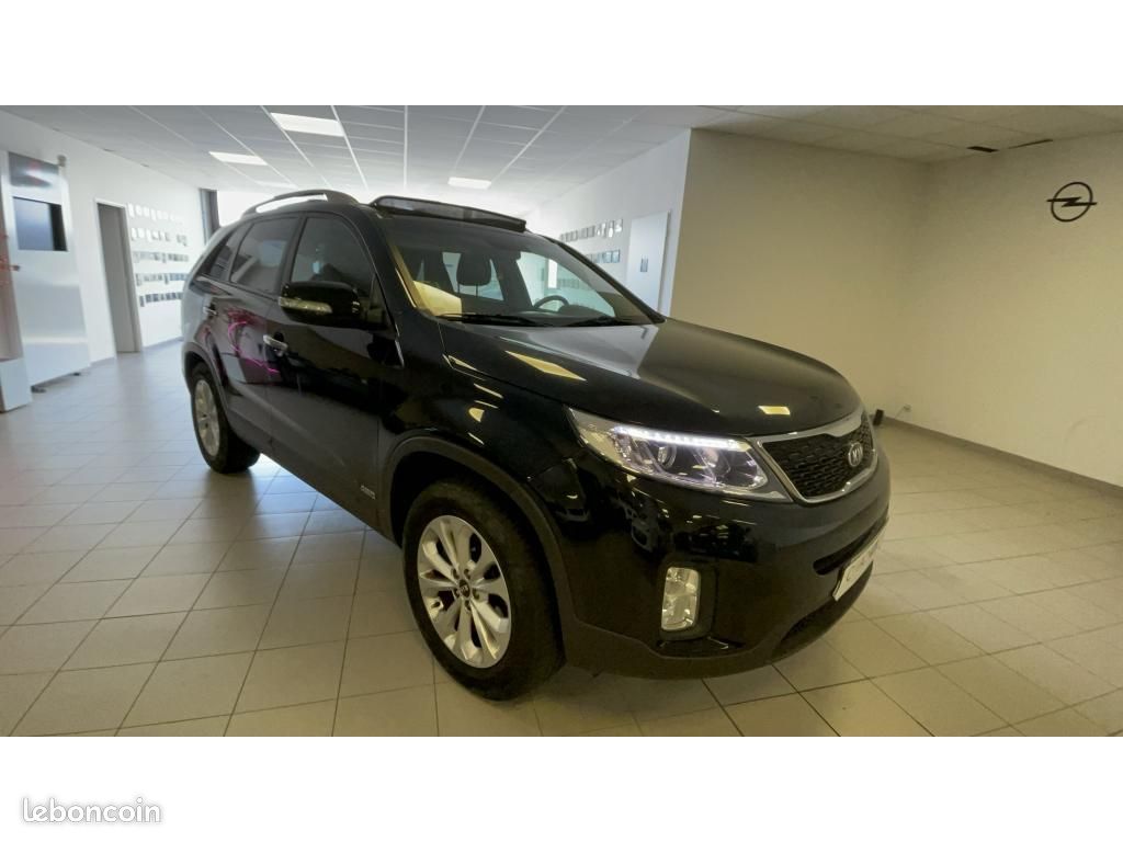 KIA SORENTO 2.2 CRDI 197 7pl II 7 PL Premium 4X4 GARANTIE DE 6 A 36 MOIS (image 2)