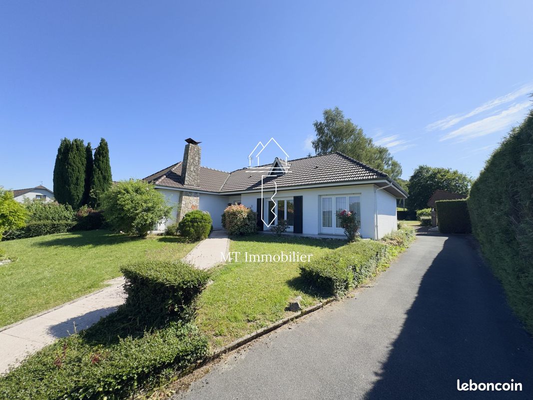 Maison 7 pièces 143 m² · à Bouin-Plumoison · 143 m² · 214 000 €