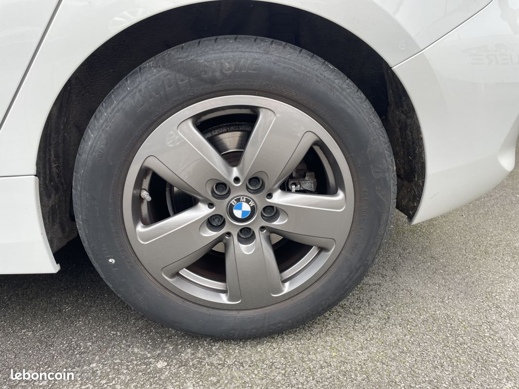 BMW Série 1 (F40) 118I 136 DKG7 (image 29)