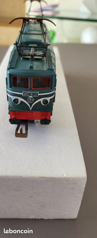 Locomotive électrique Jouef 2D2 9120 - Superbe état, Couleur Verte, Avec éclairage Fonctionnel