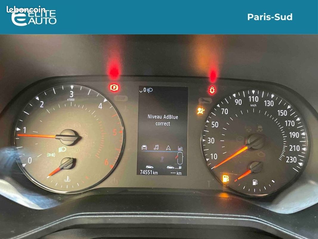 Renault clio societe blue dci 85 air nav (image 17)