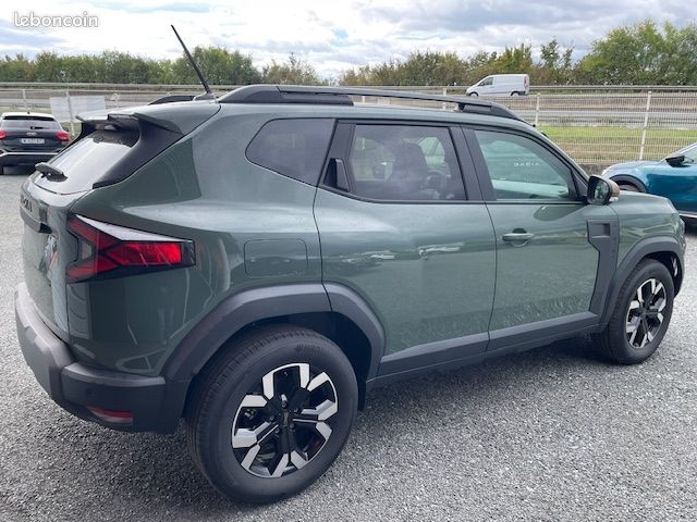 Dacia Duster 1.2 130 MILD HYBRID 4X2 EXTREME (image 4)