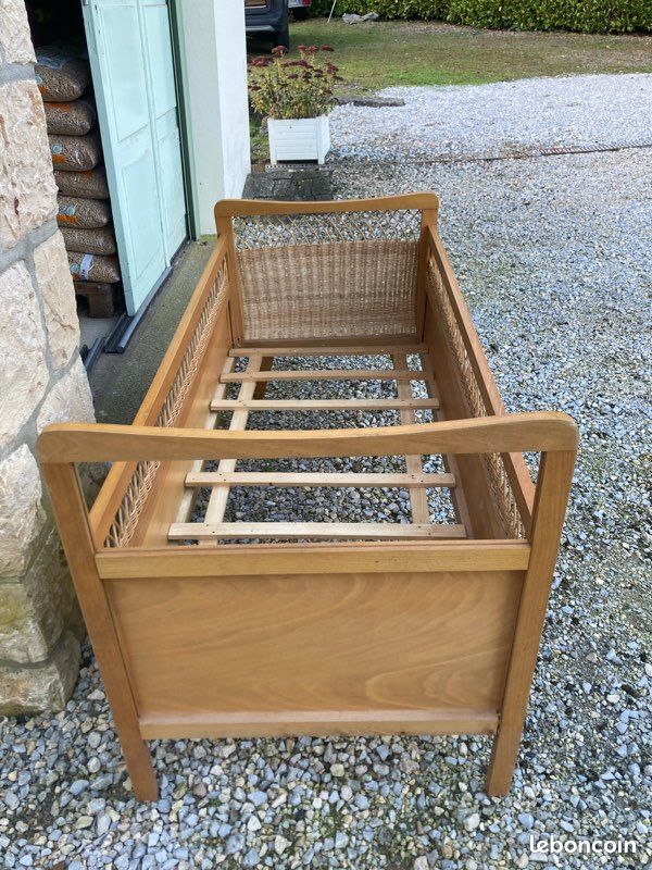 Lit bébé (image 2)