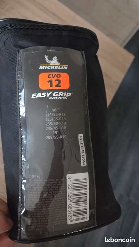 Michelin Easy Grip EVO12 - Équipement auto