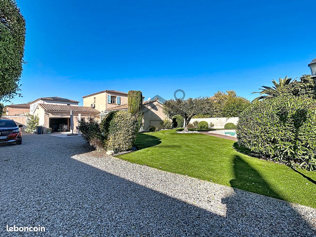 Maison 5 pièces 124 m² · à Marignane · 124 m² · 495 000 €