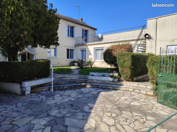 Maison de village 8 pièces 161 m²