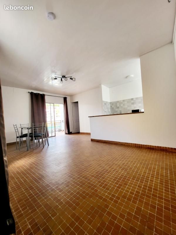 Appartement 2 pièces 40 m² · à Le Marin · 40 m² · 740 €