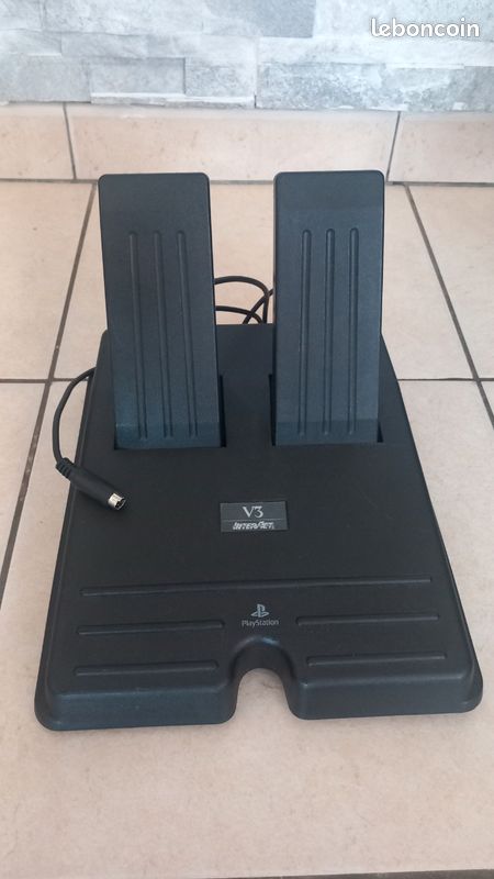 Volant V3 Racing Wheel (image 3)
