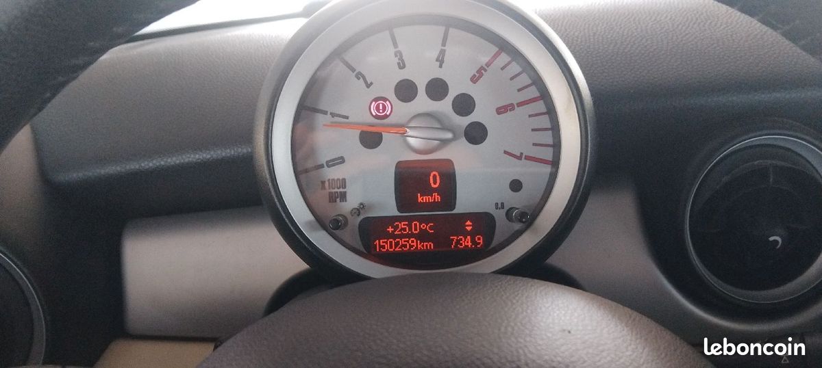 Mini cooper d 1.6 diesel 110 cv an 2009 150 km propre (image 13)