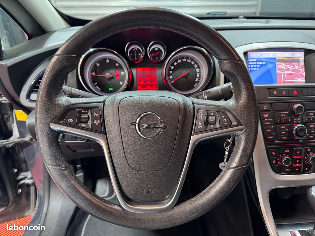 Opel astra gtc 2.0 cdti 165ch bva (image 4)