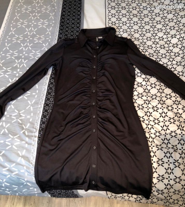 Petite robe noire (image 1)