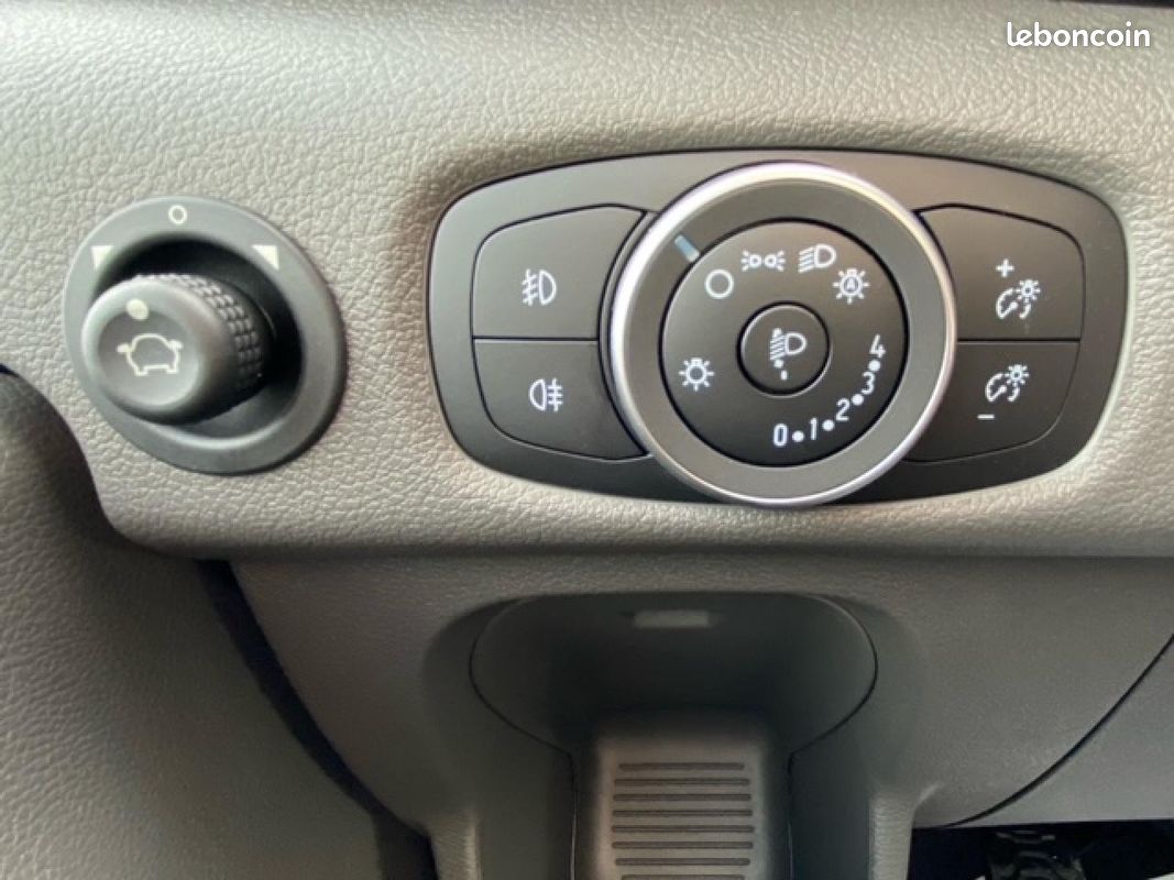 FORD TRANSIT L4H3 2.0 EcoBlue - 130 S&S P350 Trend + Radars Avant et Arrière -40% (image 8)
