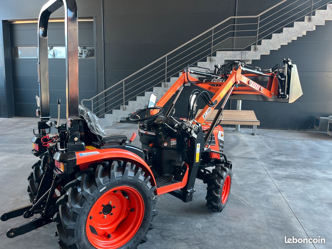 Tracteur HINOMOTO NEUF homologué route de 25cv avec chargeur neuf 4 en 1 / SAS TERRE ET NATURE (image 5)