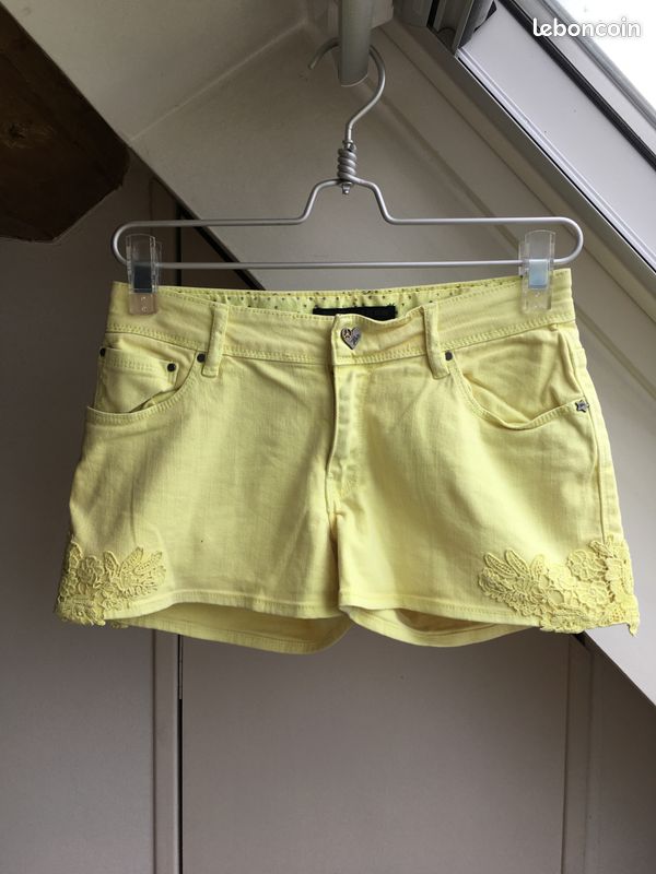 Short en jean jaune vif IKKS - T.12 ans - TBE (image 2)