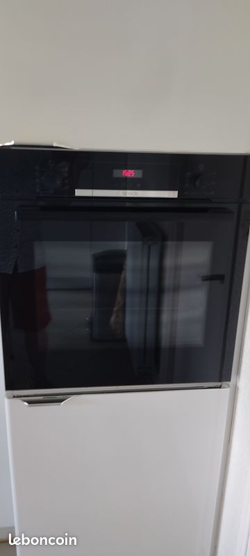 Four electrique pyrolyse bosch - hba543bao/78 (image 1)