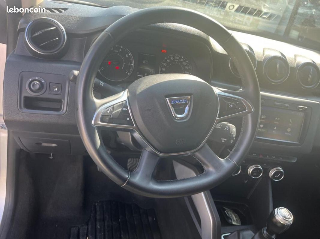 Dacia Duster 1.5 Blue dCi 115ch Prestige 4x2 (image 15)