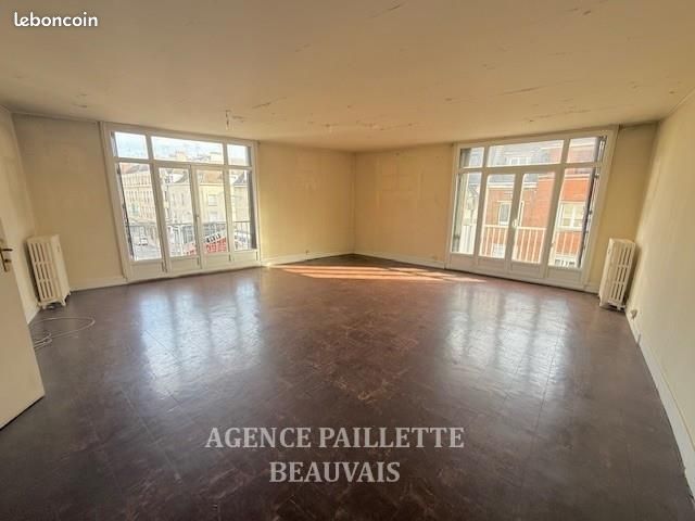 Appartement 5 pièces 123 m² · à Beauvais · 123 m² · 157 000 €