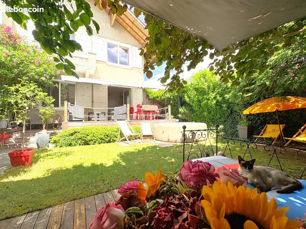 Maison 9 pièces 145 m² · à Annecy · 145 m² · 677 000 €