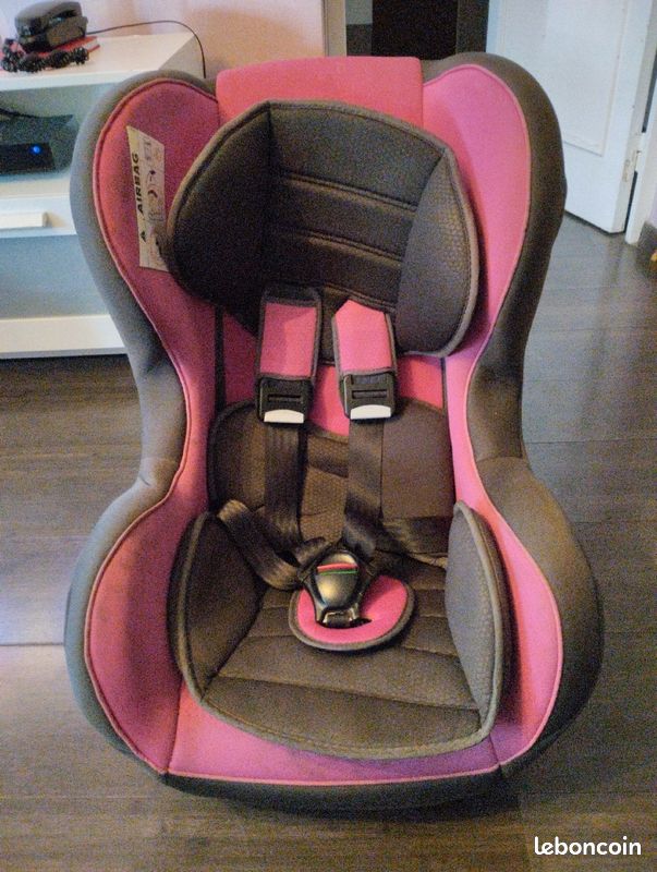 Chaise pour enfant voiture (image 1)