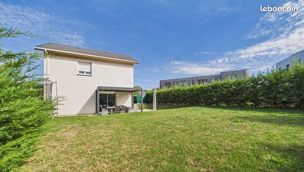 Maison 4 pièces 93 m² · à Cognin · 93 m² · 999 €/mois