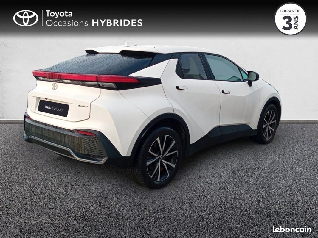 Toyota C-HR 1.8 Hybride 140ch Design MY25 (image 18)