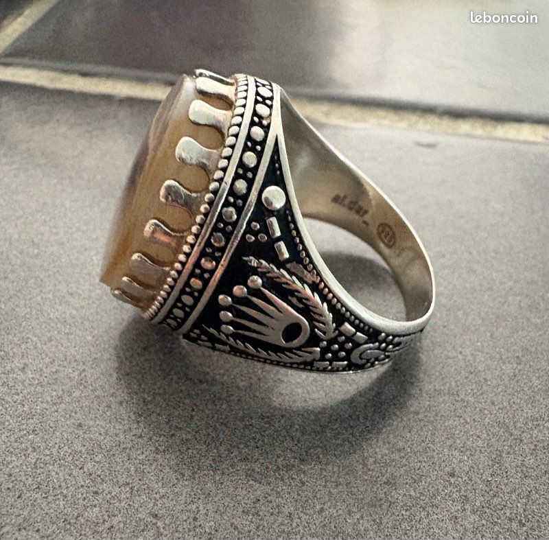 Bague En Argent Massif 925 - Occasion - Couleur Argenté - Bijou Vintage