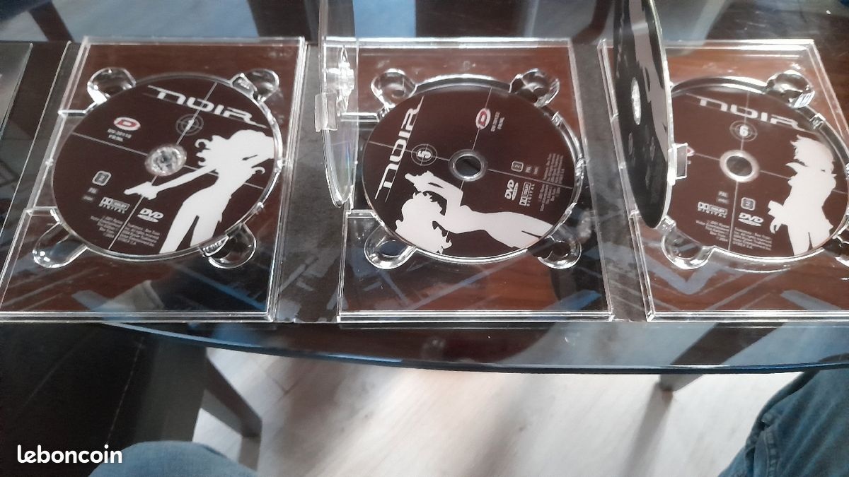 Dvd manga noir (image 3)