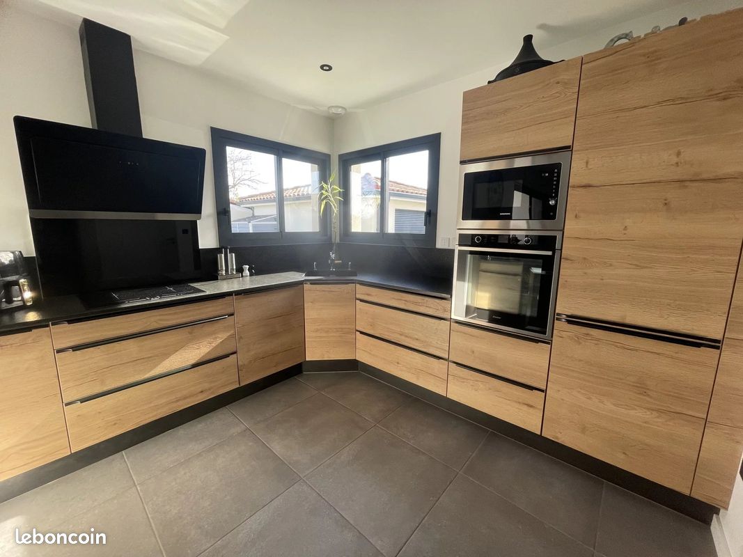 Maison 5 pièces 124 m² · à Pins-Justaret · 124 m² · 449 500 €