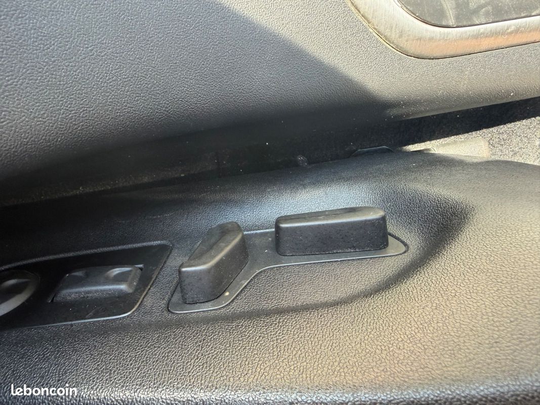 Citroën C5 Berline 2.0 HDI 163 Exclusive BVA (image 15)