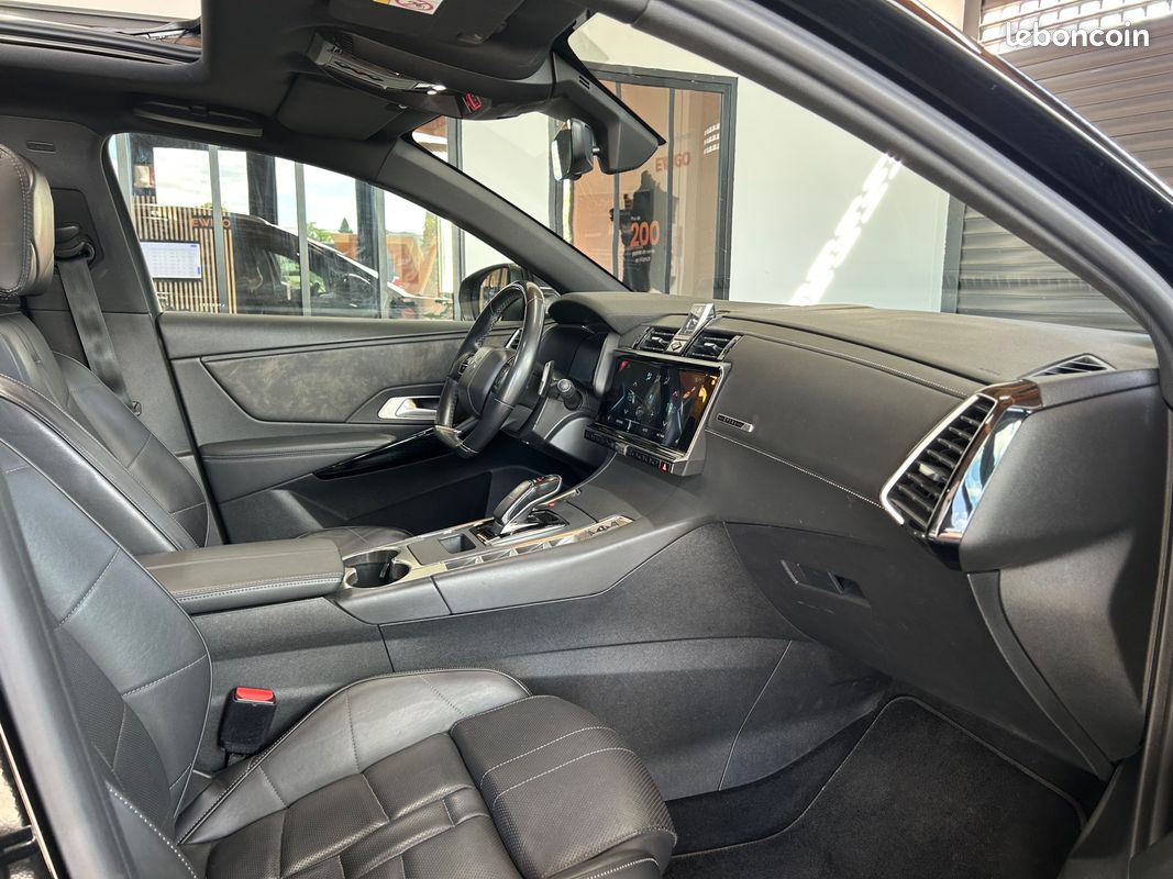 DS DS 7 CROSSBACK E-TENSE 1.6 225 Ch HYBRID Recharge 13.2KWH OPERA BVA - Toit Ouvrant - (image 21)
