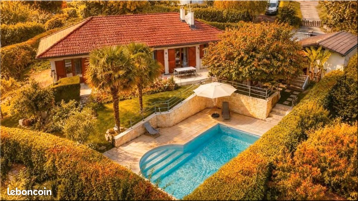 Maison 6 pièces 152 m² · à Challex · 152 m² · 799 000 €