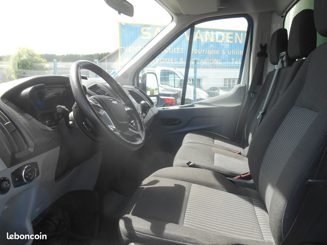 21650 ht ford transit l4 trend caisse 20m3 2.0 ecoblue 170ch caisse + hayon - 96773 km (image 5)