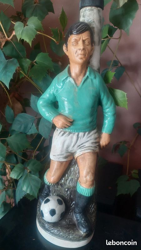 Bouteille vide céramique vintage footballeur joueur maillot vert ASSE 70s (image 1)