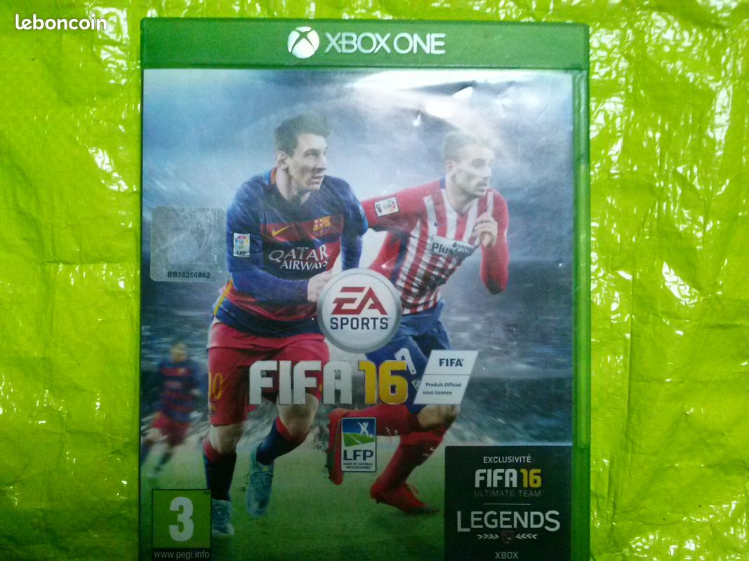 Jeu Xbox One Fifa 2016 (boîte + docu) (image 1)