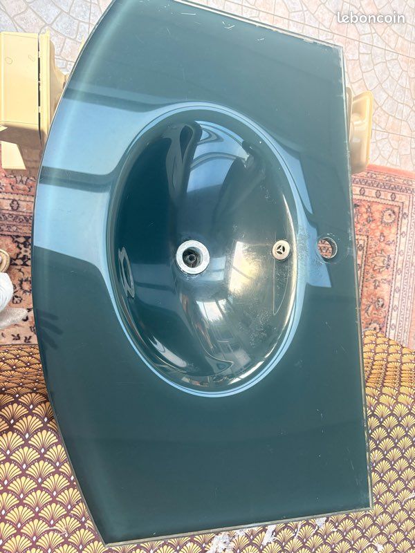 Vasque en verre à poser encastrer sur meuble salle de bain (image 1)