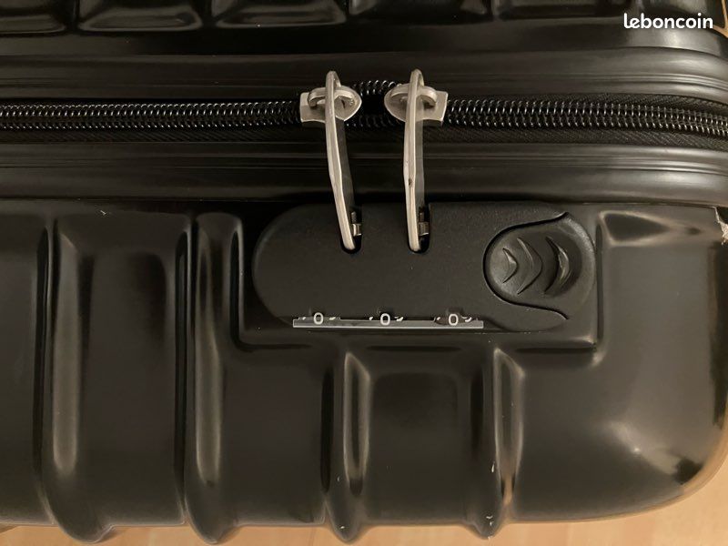 Valise Neuve Vuarnet 60X40X25 cm (image 5)