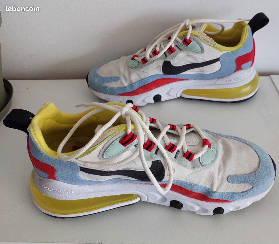 Chaussure Nike Nike 270 Blanche Et Jaune Paire De Basket Air Max