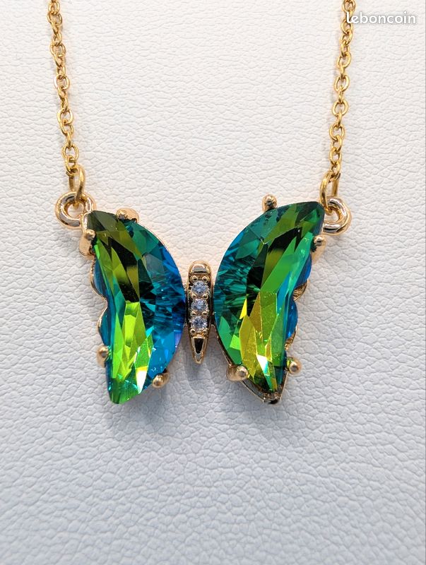 Collier papillon en verre et acier inoxydable (image 9)