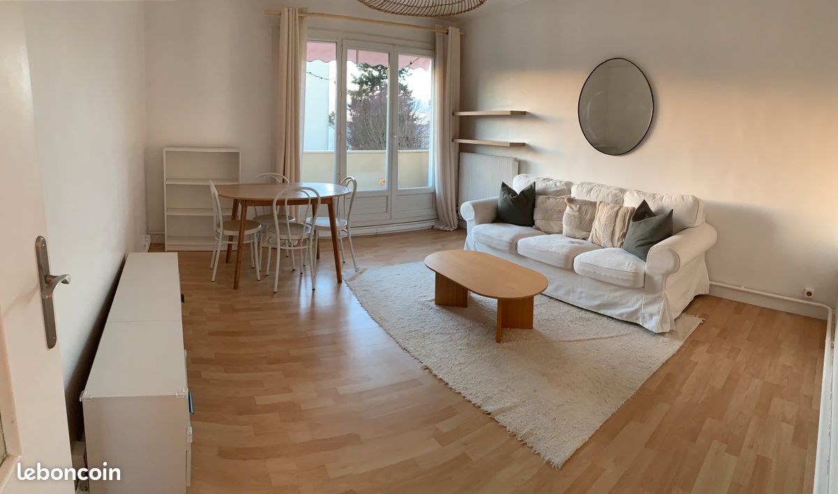Appartement 2 pièces 46 m² · à Bois-d'Arcy · 46 m² · 960 €