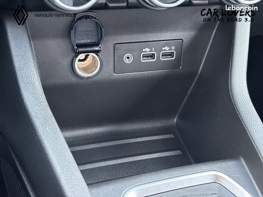 RENAULT Clio E-Tech full hybrid 145 ch GSR2 Evolution (image 17)