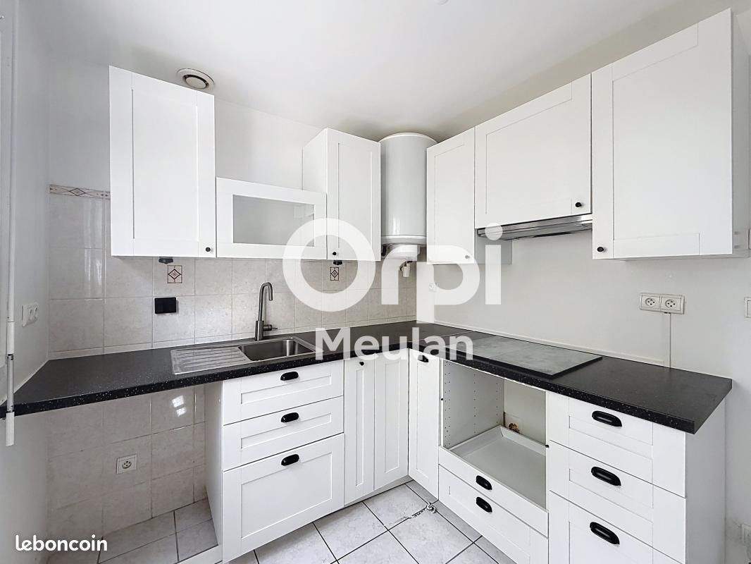 Appartement 3 pièces 86 m² · à Gargenville · 86 m² · 880 €