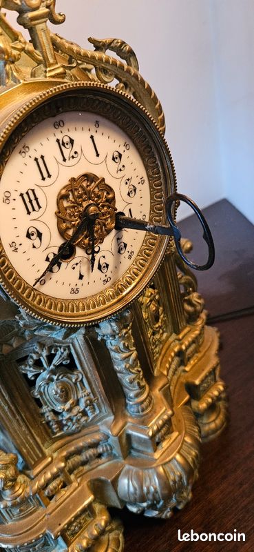 VENDU Horloge et Chandeliers en bronze (image 11)