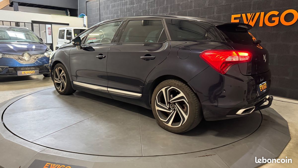 DS DS 5 2.0 BLUEHDI 180ch SPORT CHIC BVA START-STOP (image 2)