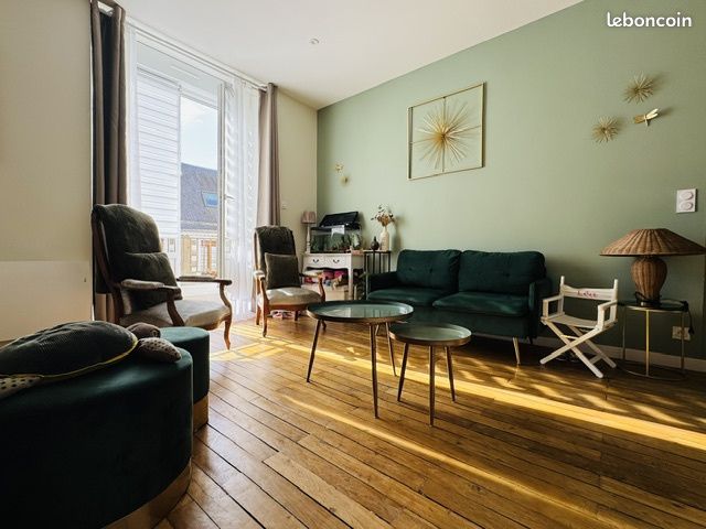Appartement 6 pièces 105 m² · à Nozay · 105 m² · 750 €/mois
