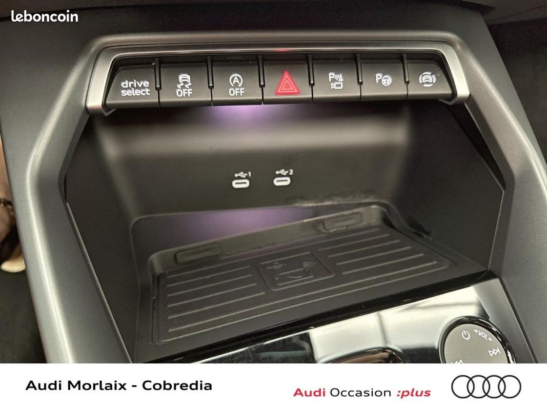 Audi A3 Sportback 1.5 TFSI 150ch Hybride S line S tronic 7 (image 13)