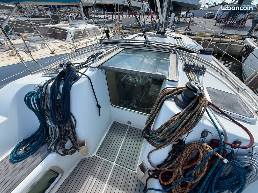 SUN ODYSSEY 42I performance (image 8)