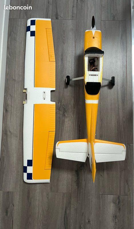Avion RC FMS Ranger 1220mm complet + télécommande – Jamais volé - Prix négociable (image 2)